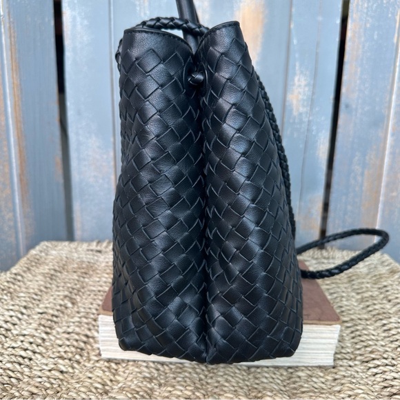 Quince Italian Leather Handwoven Satchel Black NWOT - Picture 7 of 16